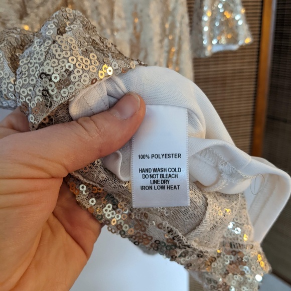 Lulu's gold shimmer sequin mini dress | Size medium (fits small!) โจ - Picture 8 of 16